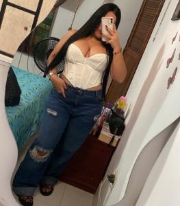 610909406: Chica busca chico en Mallorca