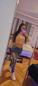 643876110: Chica busca chico en Navarra