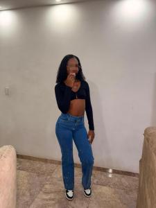 742036596: Chica busca chico en Castellón