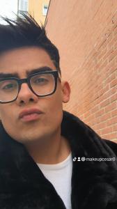 612495834: Chico busca chica en Ibiza