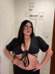 613831597: Chica busca chico en La Coruña