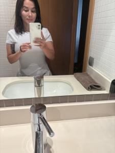 670318397: Chica busca chico en Valencia