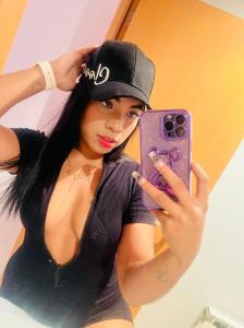 613839429: Chica busca chico en Valencia