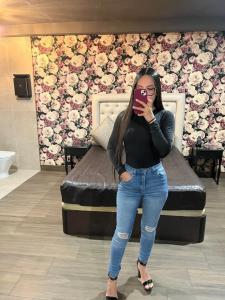 613845657: Chica busca chico en Las Palmas