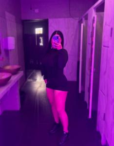 623566914: Chica busca chico en Gerona