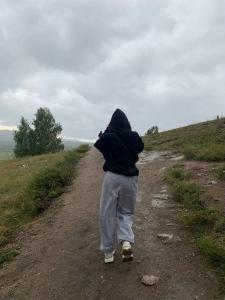 614729146: Chica busca chico en Asturias