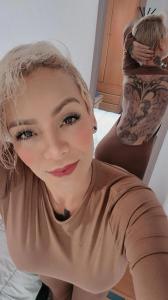 647588710: Chica busca chico en Murcia