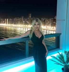 654831368: Transexual en Las Palmas