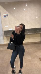 613387650: Chica busca chico en Valencia