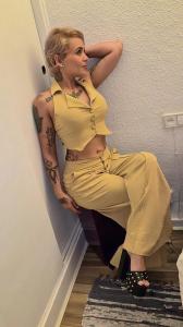 647588710: Chica busca chico en Murcia