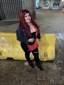 662938023: Chica busca chico en Barcelona