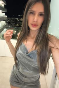 661368673: Chica busca chico en Mallorca