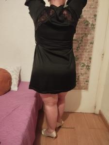 697910438: Chica busca chico en Madrid
