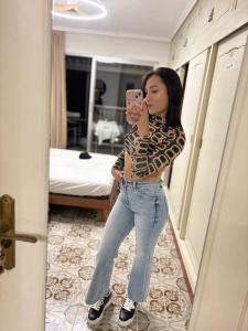613387650: Chica busca chico en Valencia