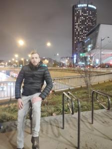 604248091: Chico busca chica en Murcia