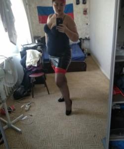 641856232: Chica busca chico en Navarra