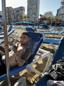 602575055: Chico busca chica en La Coruña