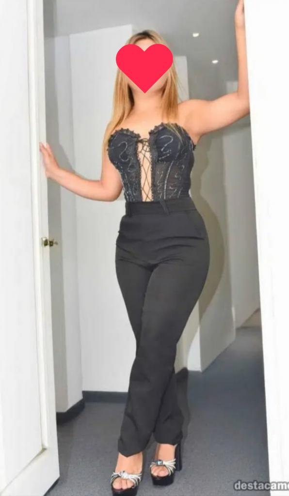 613511723: Chica busca chico en Sevilla