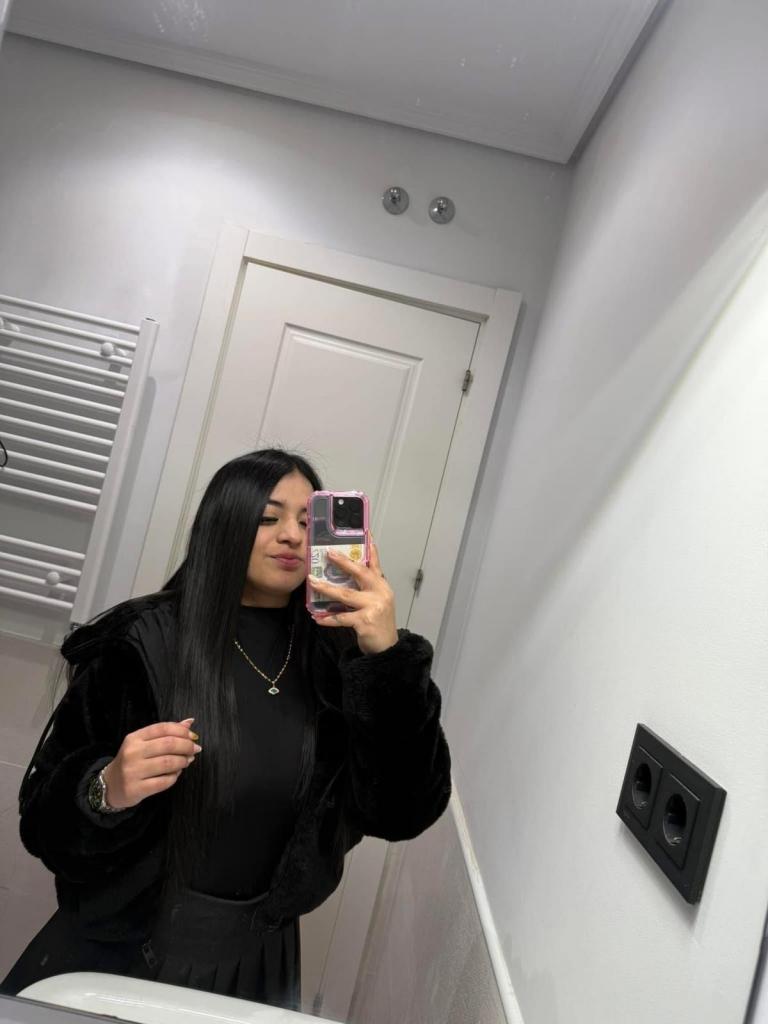 623725137: Chica busca chico en León