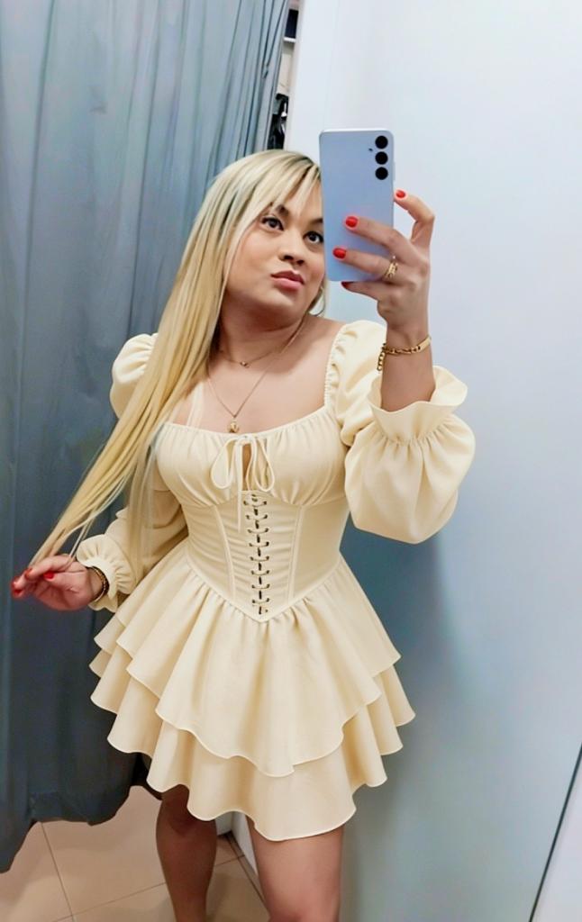 613735281: Travesti en Barcelona