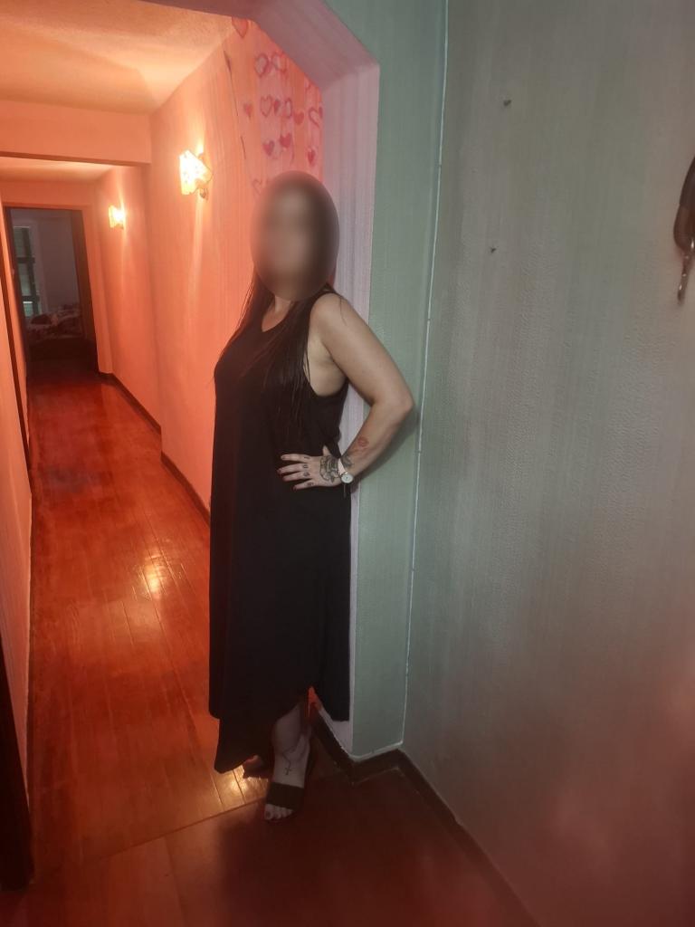 631767957: Chica busca chico en Guipúzcoa