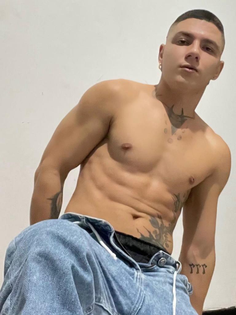 623121043: Chico busca chica en Murcia