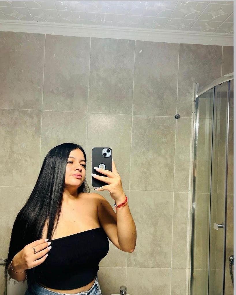 623725137: Chica busca chico en León