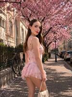 613903442: Chica busca chico en Madrid