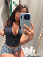 654267318: Chica busca chico en Sevilla