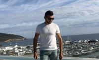 607298961: Chico busca chica en Ibiza