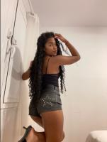 662232361: Chica busca chico en Sevilla