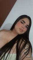665060791: Chica busca chico en Sevilla