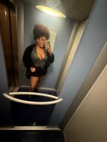 641986967: Chica busca chico en La Coruña