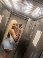 665827539: Travesti en Barcelona