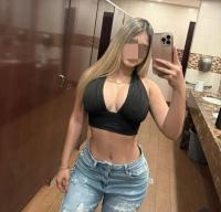 745092147: Chica busca chico en Barcelona