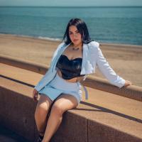 671062408: Chica busca chico en Barcelona