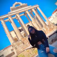 745051660: Chica busca chico en Murcia