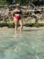 663469546: Chica busca chico en Granada
