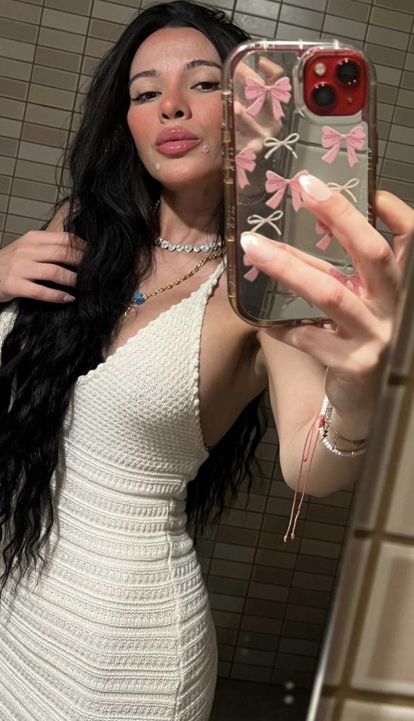 745029179: Chica busca chico en Zaragoza