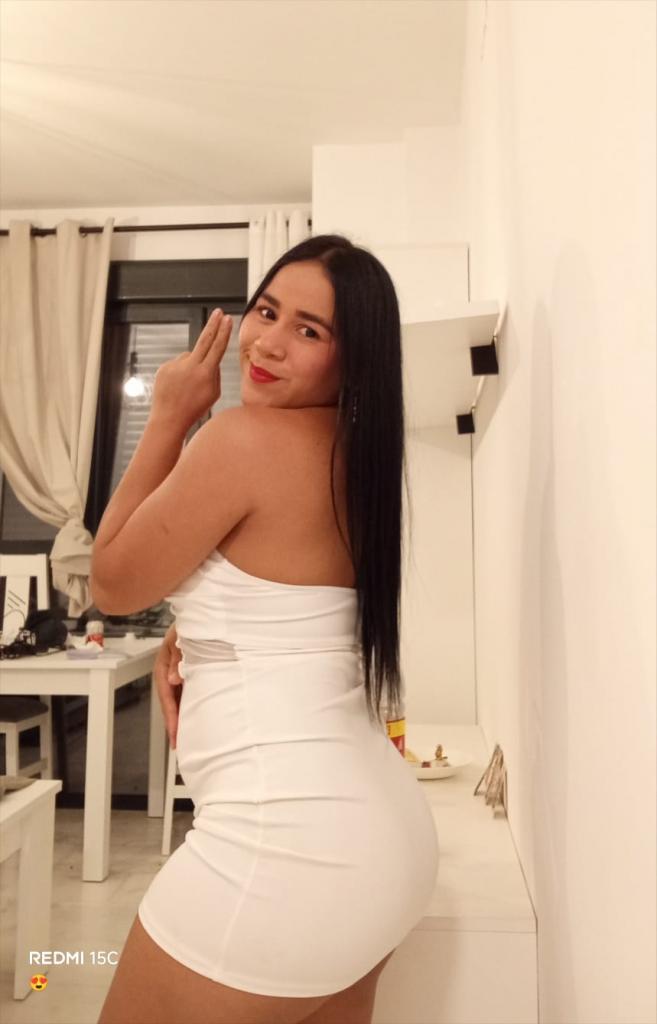 745046127: Chica busca chico en Córdoba