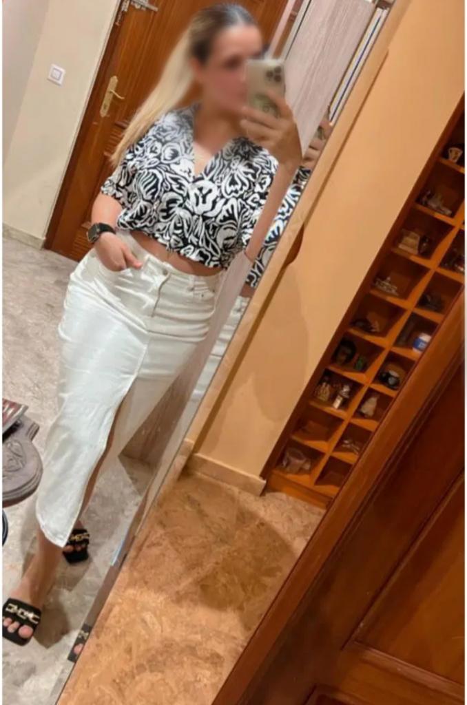 Chica busca chico en Huelva: 