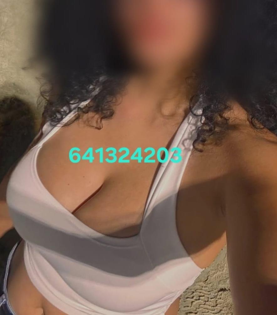 641324203: Chica busca chico en La Coruña