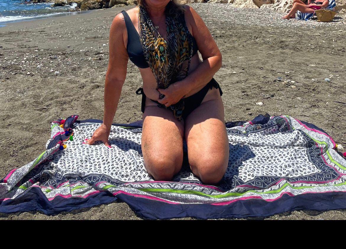 602517680: Chica busca chico en Málaga