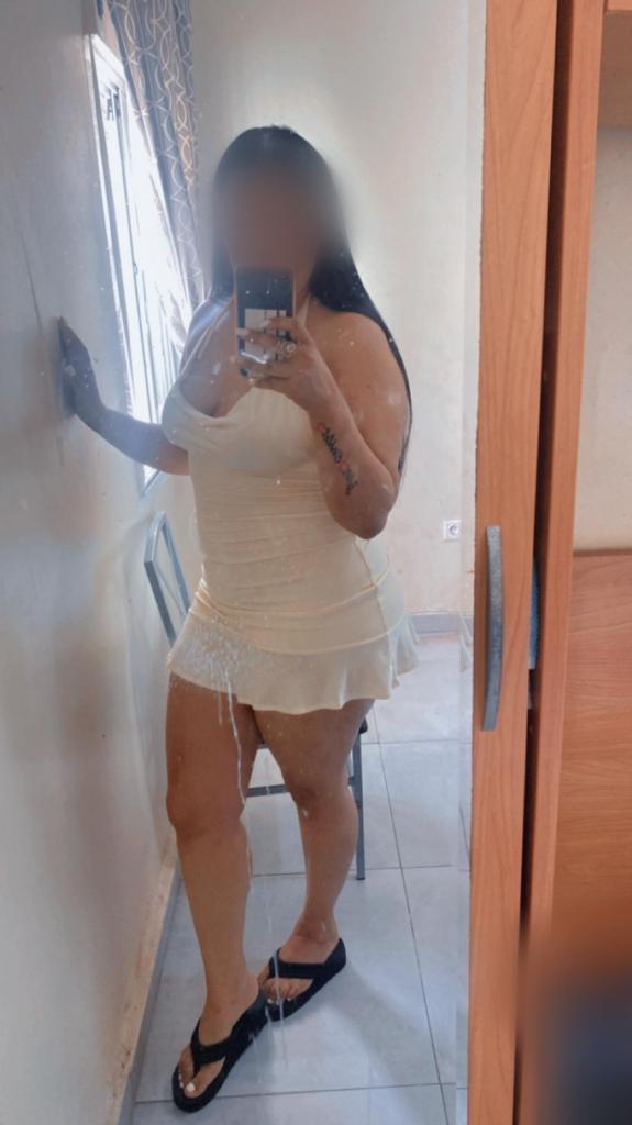 615517541: Chica busca chico en Gerona