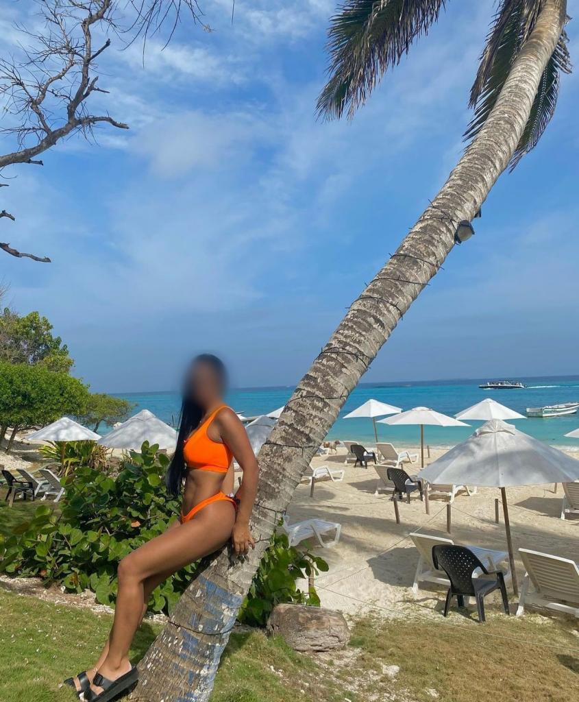 722140961: Chica busca chico en Madrid