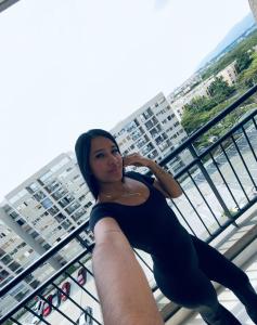 644511725: Chica busca chico en Madrid