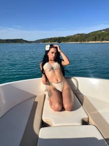 613425891: Chica busca chico en Madrid