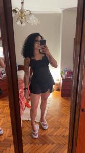 613677079: Chica busca chico en Lugo