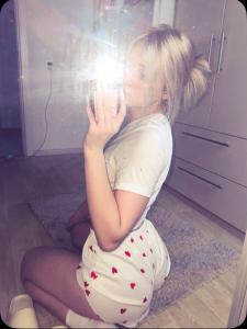 674017178: Chica busca chico en Badajoz