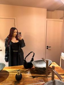 663092691: Chica busca chico en Mallorca